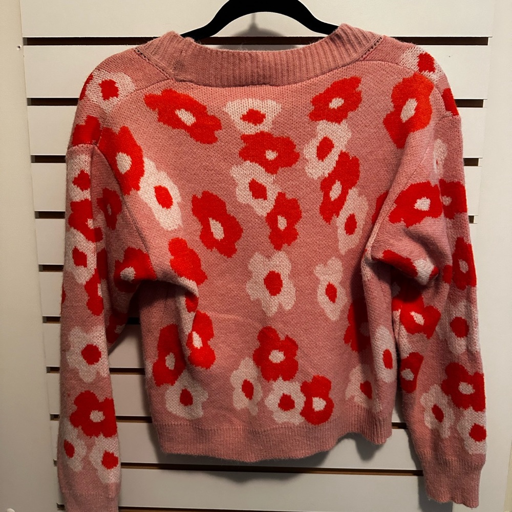 Cute flower cardigan